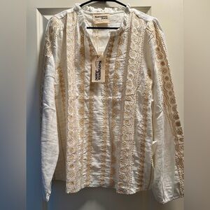 Savanna Jane White and Cream embroidered cotton top with bubble sleeve. NWT lg